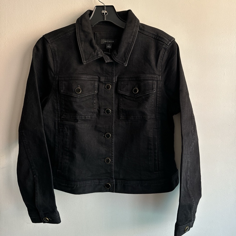 NWT -Ann Taylor black denim jacket - petite S